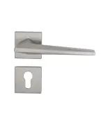 Poignée de porte 2PCS WC 1001 satinée IRIS pas cher